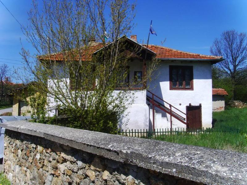 S Paunovo