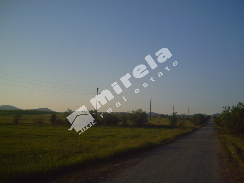 Продава ИМОТ/ ЗЕМЕДЕЛСКА ЗЕМЯ, гр. София, с. Доброславци, 8782&nbsp;кв.м,
				
				
						&euro; 15 /кв.м