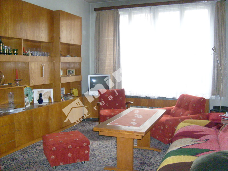 Продажба на тристаен апартамент в идеален център, до бул Витоша, гр София, 90 кв.м,
				
				
						€ 144 900
						 
