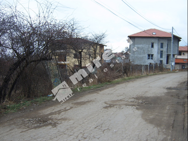 Парцел за продажба в близост до централната част на кв. Горна Баня, 704&nbsp;кв.м,
				
				
						&euro; 91&nbsp;520