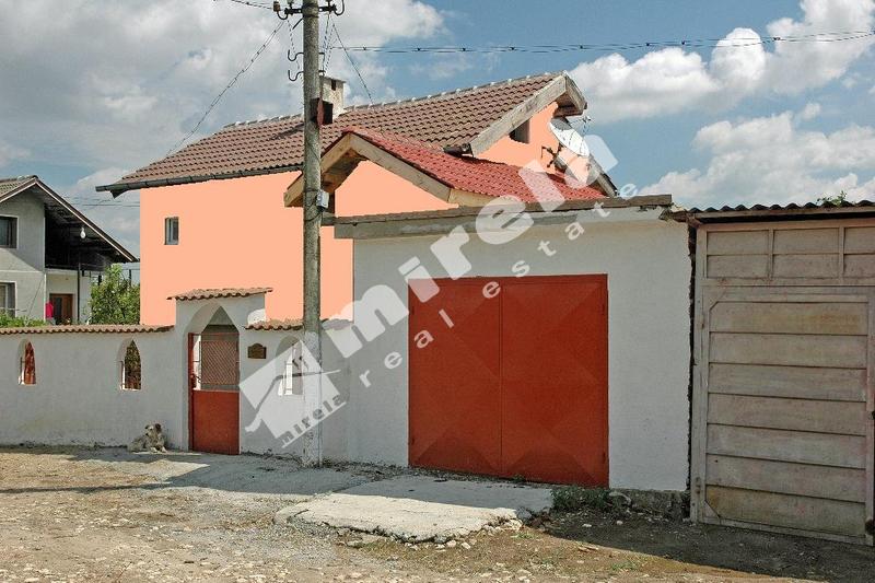 Продава къща, с. Опанец,  Добрич, 90 кв.м,
				
				
						€ 53 000