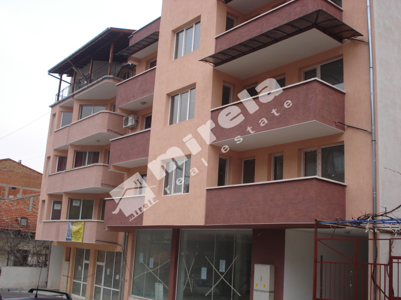 Апартаменти за продажба в град Петрич, област Благоевград,
				
				
Цени от € 35 750