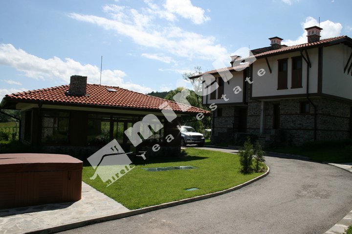 Продажба на къщи в балнеоложки, спа и ски курорт Добринище до Банско,
				
				
Цени от € 148 990