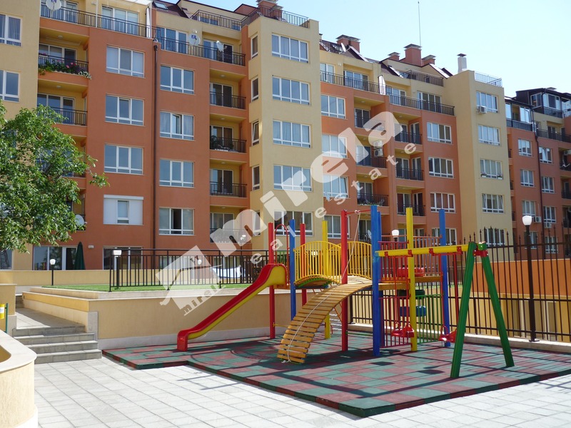Апартаменти за продажба от затворен комплекс в гр. Варна, кв. Възраждане,
				
				
Цени от € 33 335
