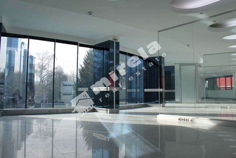 Луксозен open-space офис в ж.к. 