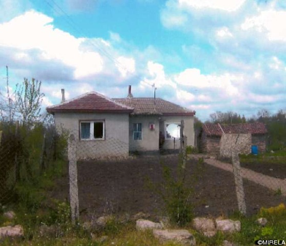 Продава КЪЩА/ СЕЛСКА КЪЩА, област Добрич, в района на Каварна, 80&nbsp;кв.м,
				
				
						&euro; 22&nbsp;000