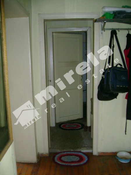Етаж от къща за продажба в град Мездра, 150&nbsp;кв.м,
				
				
						&euro; 38&nbsp;000